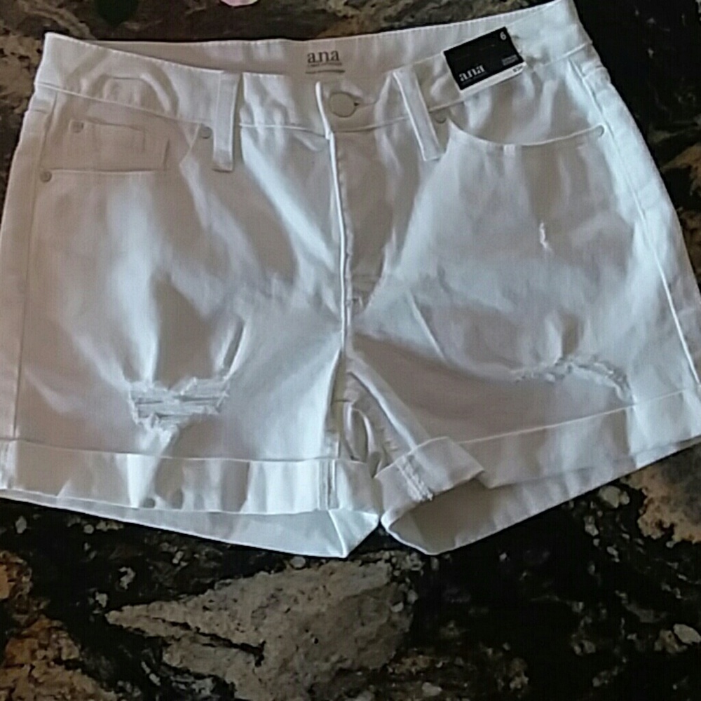NWT Ana 's white distressed shorts